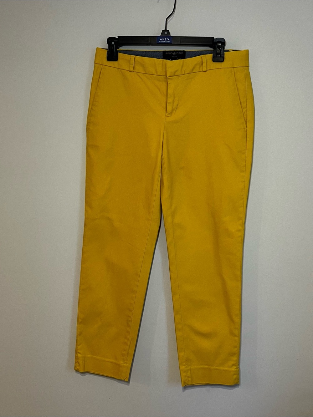 Banana Republic Mustard Yellow Chino Hampton Pants Sz 2 (Steelers/Michigan/Iowa)